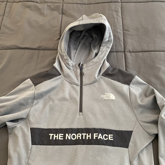 Men’s The North Face 1/2 Zip Pullover Hoodie Worn 2 times - Picture 2 of 10